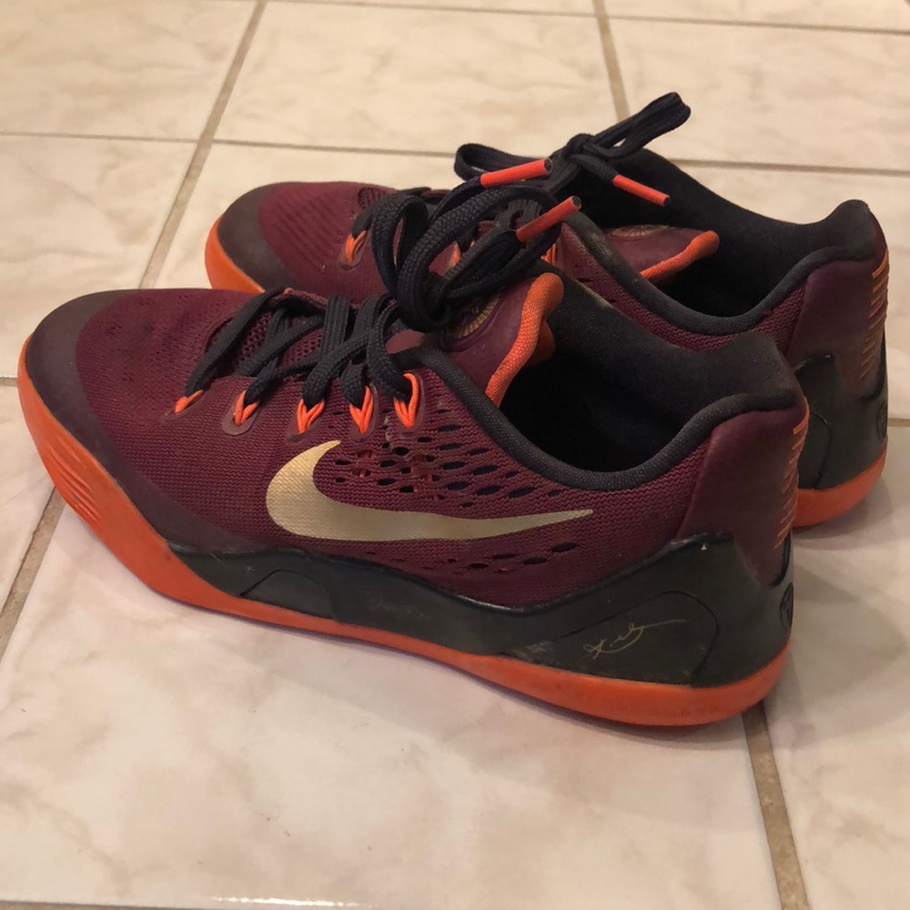 Kobe 9 size 3.5Y